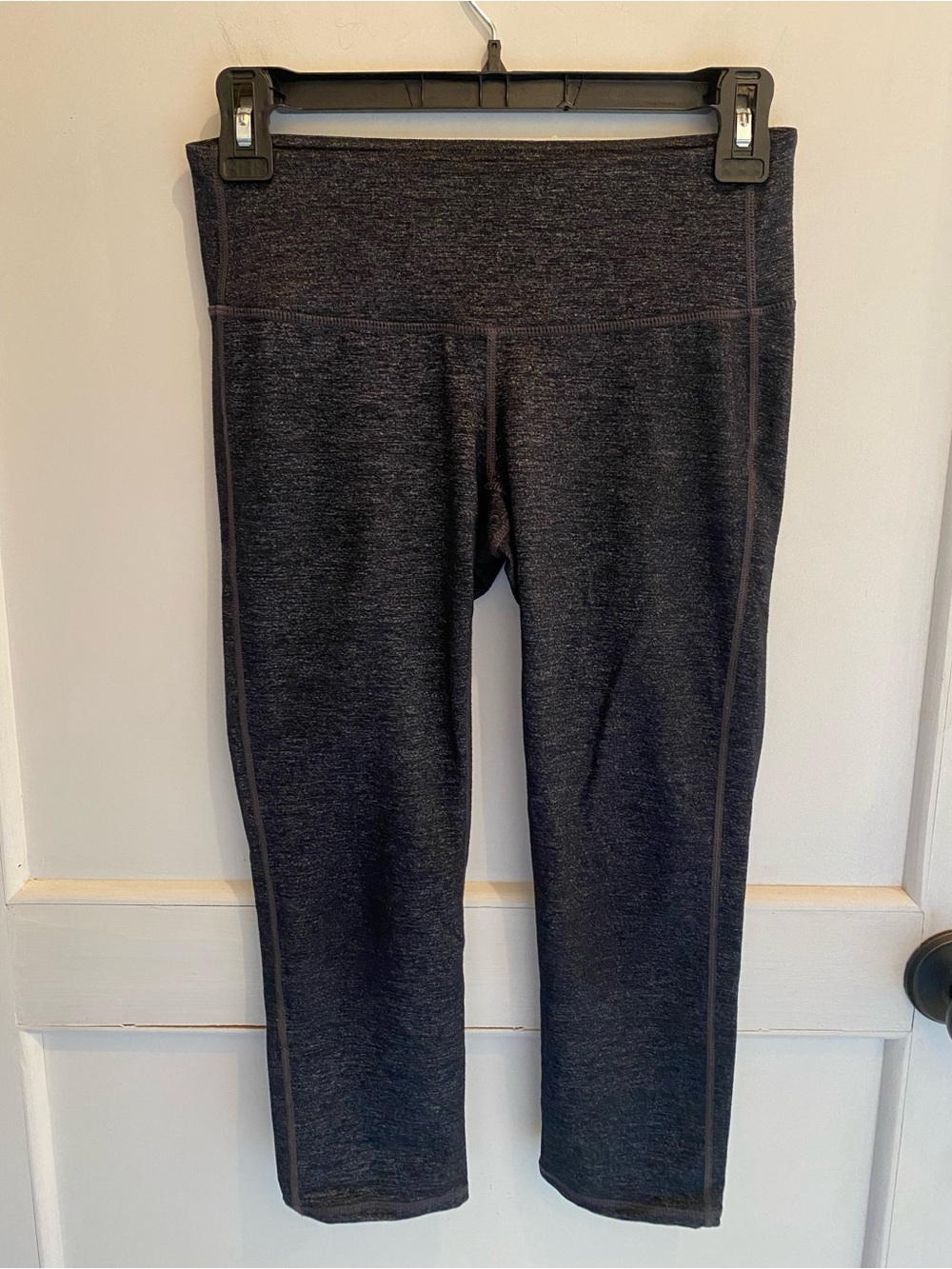 Athleta Charcoal Gray Capri Leggings